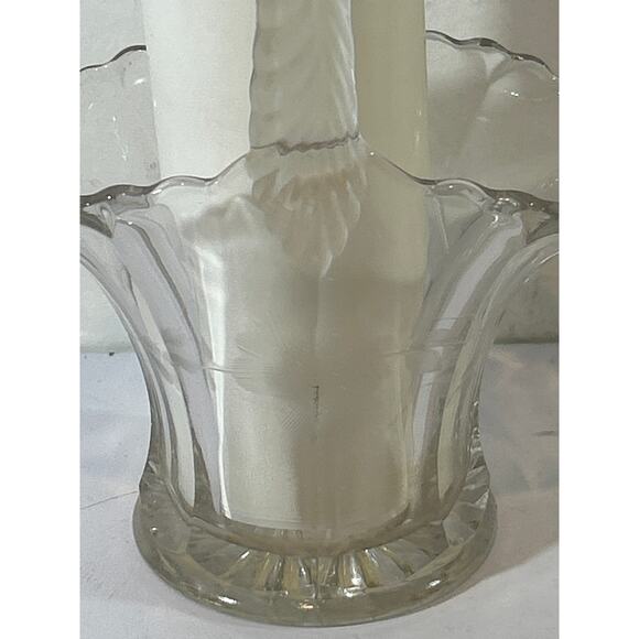Vintage Duncan Miller Glass Bridal Basket Clear with Handle Etched Floral Design - Picture 2 of 5